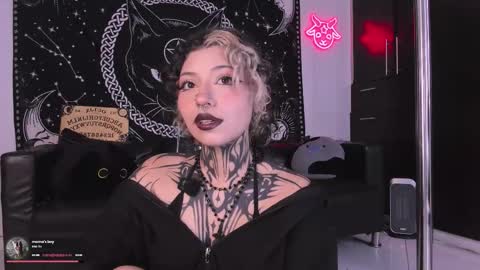 Snapshot of hazellwitch chatting on 5, 2, 2026 Hazell Witch online show from 5, 2, 2026