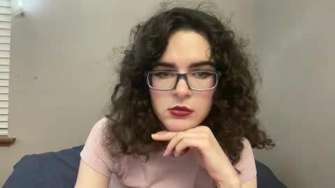 Hazel online show from 14, 2, 2026