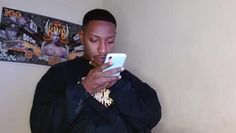 hazlan_420 online show from 5, 10, 2025