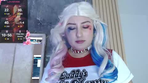 Snapshot of hazumi_tsu chatting on 27, 4, 2026 hazumi_tsu online show from 27, 4, 2026