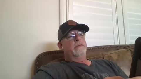 Snapshot of hdeuce22 chatting on 9, 3, 2026 Hdeuce22 online show from 9, 3, 2026