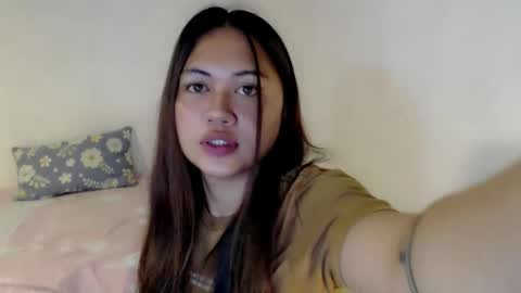 Snapshot of heart_of_asia chatting on 22, 4, 2026 Yoshin online show from 22, 4, 2026
