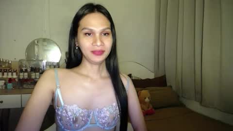 heather_bbyy online show from 18, 11, 2025