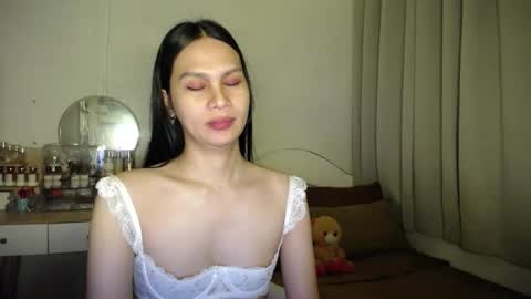 heather_bbyy online show from 22, 11, 2025