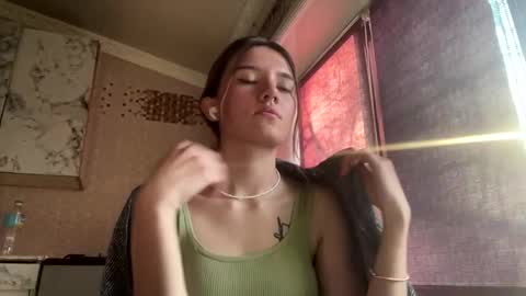 Snapshot of heatherwillman chatting on 24, 3, 2026 Lili online show from 24, 3, 2026
