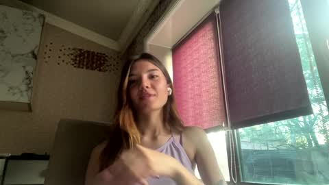 Snapshot of heatherwillman chatting on 9, 4, 2026 Lili online show from 9, 4, 2026