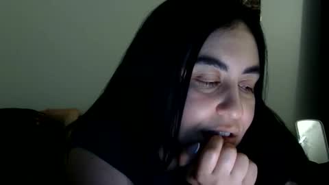 Snapshot of heatwavee chatting on 11, 6, 2026 heatwavee online show from 11, 6, 2026
