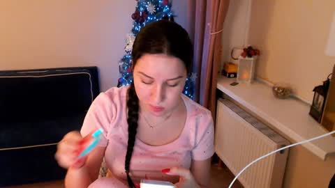 Snapshot of heaven_chloe chatting on 22, 1, 2025 Heaven girl online show from 22, 1, 2025