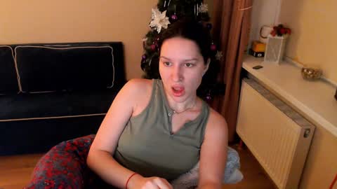 Snapshot of heaven_chloe chatting on 26, 1, 2025 Heaven girl online show from 26, 1, 2025