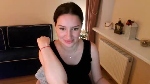 Snapshot of heaven_chloe chatting on 2, 3, 2025 Heaven girl online show from 2, 3, 2025