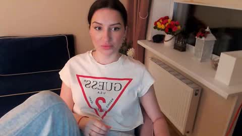 Snapshot of heaven_chloe chatting on 11, 3, 2025 Heaven girl online show from 11, 3, 2025