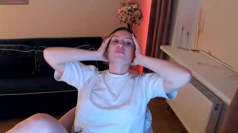 Snapshot of heaven_chloe chatting on 4, 5, 2026 Heaven girl online show from 4, 5, 2026