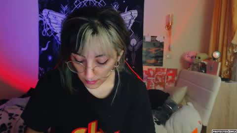 Snapshot of heavenlycreature chatting on 31, 3, 2026 Diana online show from 31, 3, 2026