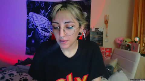 Snapshot of heavenlycreature chatting on 2, 4, 2026 Diana online show from 2, 4, 2026