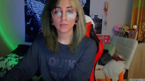 Snapshot of heavenlycreature chatting on 16, 4, 2026 Diana online show from 16, 4, 2026