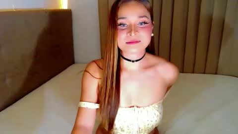 Snapshot of heavenlypleasurexx chatting on 15, 4, 2026 HEAVEN online show from 15, 4, 2026