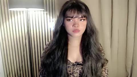 Snapshot of heavenlysexkendal chatting on 17, 12, 2025 KENDAL online show from 17, 12, 2025