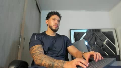 Snapshot of heavy_thor chatting on 11, 7, 2026 Thor online show from 11, 7, 2026