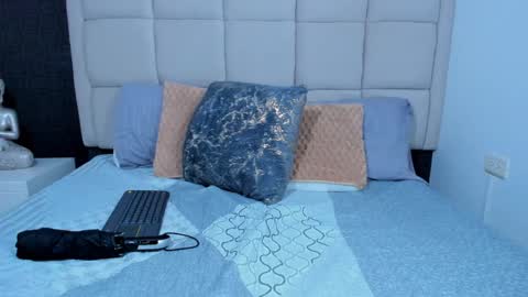 Keira Hecate online show from 10, 1, 2025