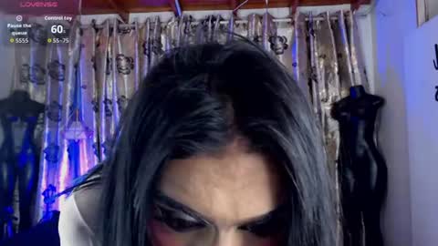 Snapshot of hecate_doll chatting on 21, 6, 2026 hecate_doll online show from 21, 6, 2026