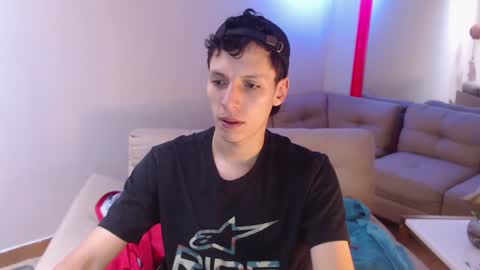 Snapshot of hefesto_69 chatting on 25, 1, 2025 hefesto_69 online show from 25, 1, 2025