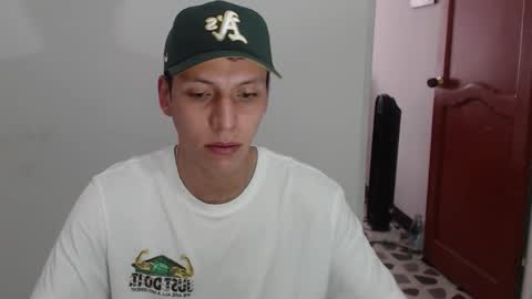 Snapshot of hefesto_69 chatting on 19, 10, 2025 hefesto_69 online show from 19, 10, 2025