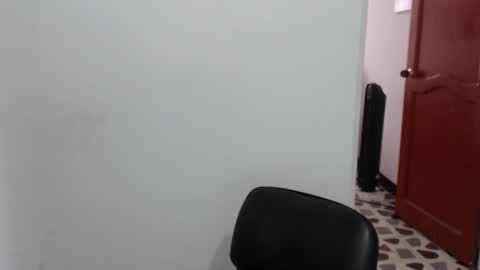 Snapshot of hefesto_69 chatting on 25, 10, 2025 hefesto_69 online show from 25, 10, 2025