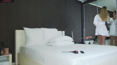 Snapshot of hefner_girl chatting on 29, 3, 2026 Helen online show from 29, 3, 2026