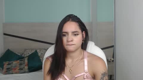 Snapshot of heidy_hoiss chatting on 7, 1, 2025 Heidy online show from 7, 1, 2025