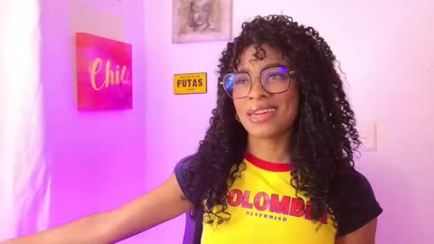 Snapshot of heily_fox chatting on 28, 1, 2025 HEILY online show from 28, 1, 2025