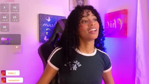 Snapshot of heily_fox chatting on 6, 2, 2025 HEILY online show from 6, 2, 2025