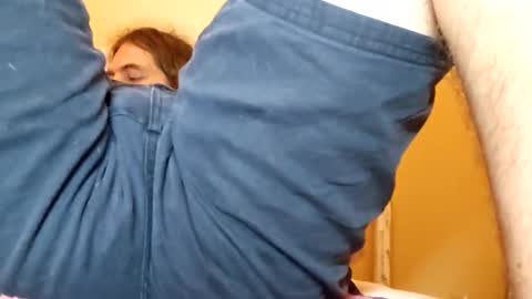 Snapshot of heinrich260755 chatting on 6, 1, 2025 heinrich260755 online show from 6, 1, 2025