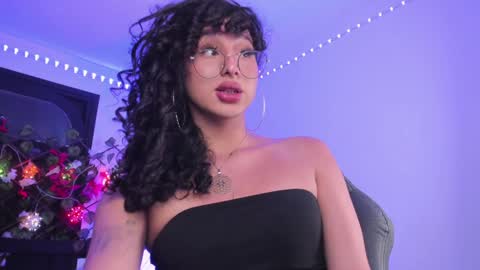 Snapshot of heka_prudence chatting on 21, 12, 2024 Heka Prudence online show from 21, 12, 2024