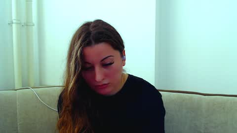 Snapshot of helen_adams_ chatting on 18, 12, 2024 helen_adams_ online show from 18, 12, 2024