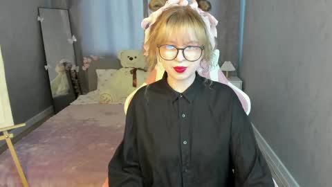 Snapshot of helen_carson chatting on 21, 4, 2026 Helen Carson online show from 21, 4, 2026