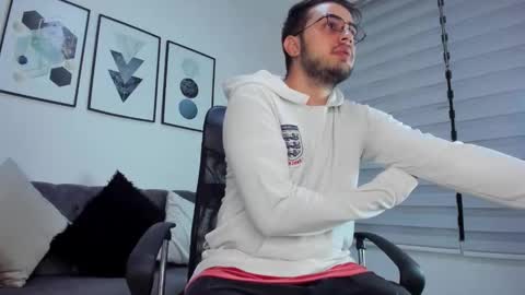 helen online show from 25, 3, 2026