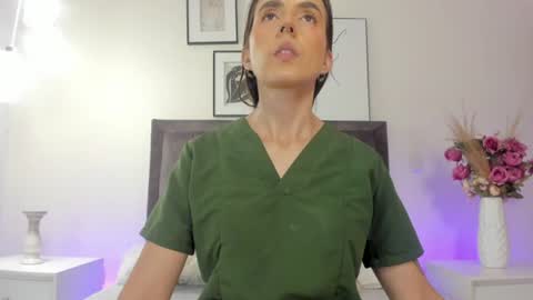 Snapshot of helen_mooree chatting on 15, 7, 2026 Helen online show from 15, 7, 2026