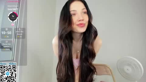 Snapshot of helen_sparkk chatting on 1, 5, 2026 helen_sparkk online show from 1, 5, 2026