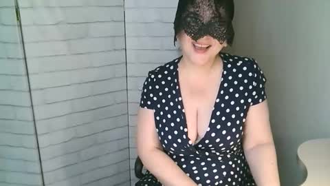 Helen online show from 15, 5, 2026