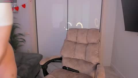 Snapshot of helena_lorente chatting on 1, 6, 2026 Helen online show from 1, 6, 2026