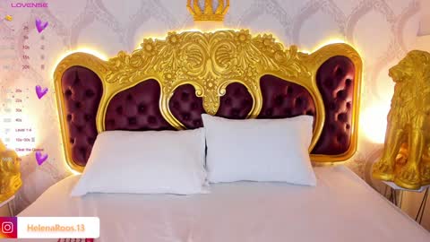 H E L E N A  online show from 23, 12, 2024