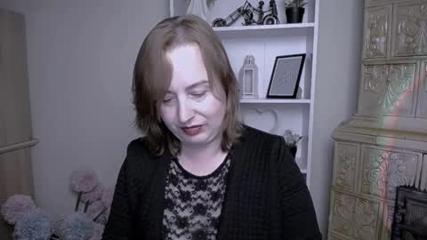 Snapshot of helenbrais chatting on 10, 10, 2025 Helen online show from 10, 10, 2025
