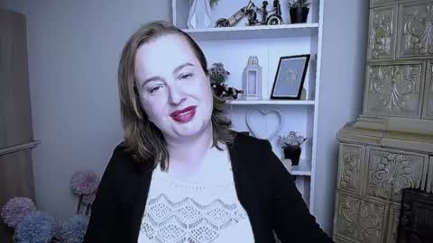 Snapshot of helenbrais chatting on 11, 10, 2025 Helen online show from 11, 10, 2025