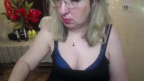 Snapshot of helenenigma chatting on 8, 2, 2025 helenenigma online show from 8, 2, 2025