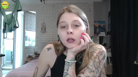 Snapshot of helenundersin chatting on 1, 4, 2026 Helen online show from 1, 4, 2026