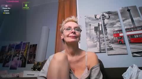 Snapshot of helgahimmele chatting on 15, 3, 2026 Helga online show from 15, 3, 2026
