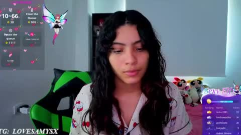 Snapshot of helia_n_amy chatting on 29, 5, 2026 Helia Transfem and Amy online show from 29, 5, 2026