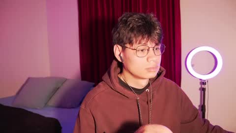 Snapshot of heliero chatting on 7, 4, 2026 Helio online show from 7, 4, 2026