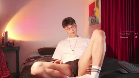 Snapshot of heliero chatting on 21, 4, 2026 Helio online show from 21, 4, 2026