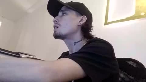 Snapshot of hell_boy66 chatting on 3, 5, 2026 Eros online show from 3, 5, 2026